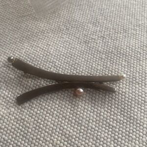 Sterling and genuine seed pearl bar pin🌺